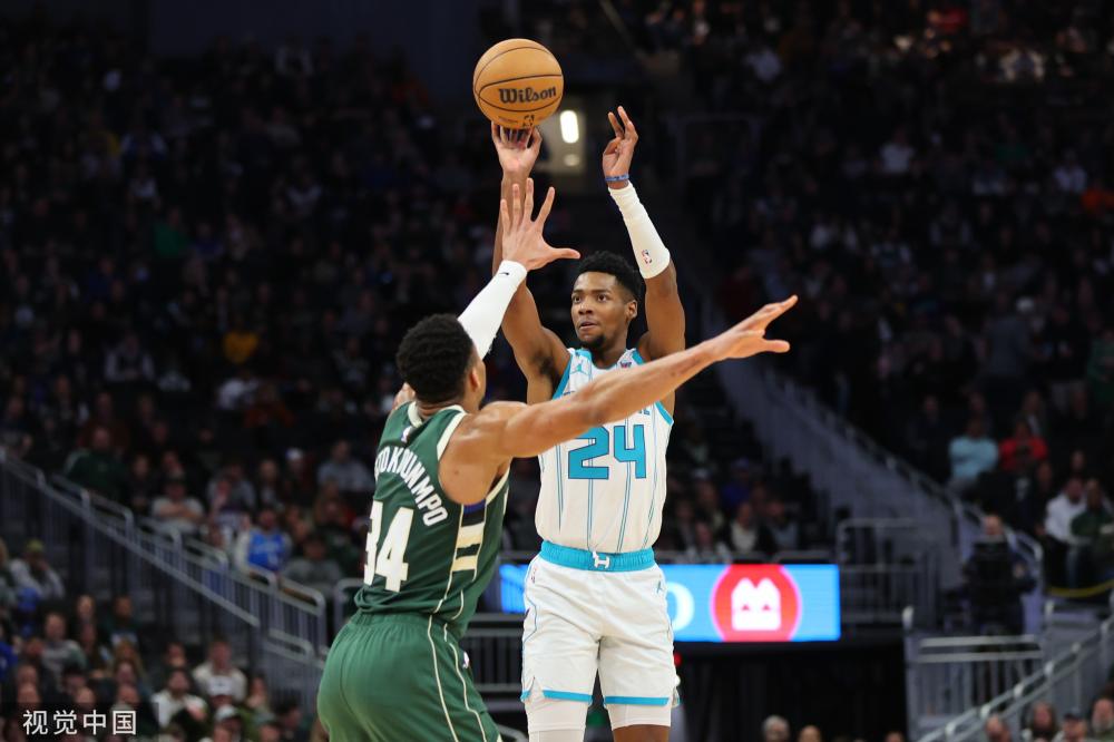 场上互相推 场上互相推