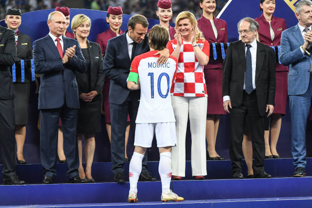 瓜迪奥拉：赖因德斯有特殊气质，对曼城现在的阵容感到满意.