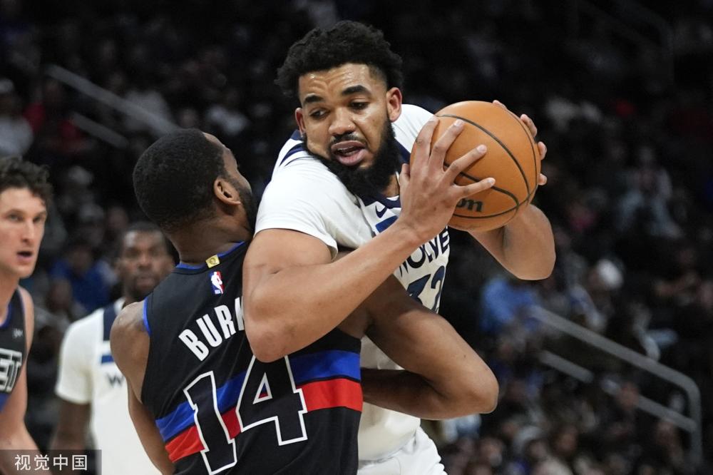 哈登23+9快船3人20+仍遭尼克斯逆转 小卡25分布伦森26+7