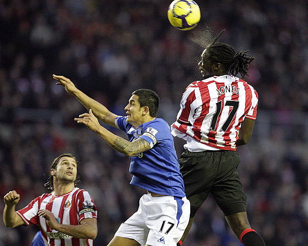 巴格利半场表现惊艳，7中5高效得分（巴格利半场火力全开，7投5中高效砍分）