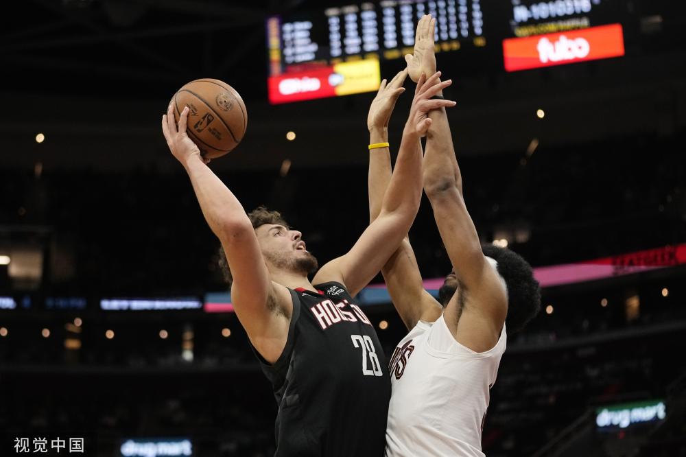 七人得分上双 步行者战胜热火