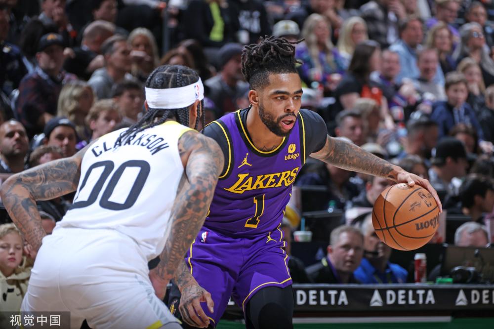 科尔提前认输！库里三分11投3低迷，勇士难摆脱附加赛困境